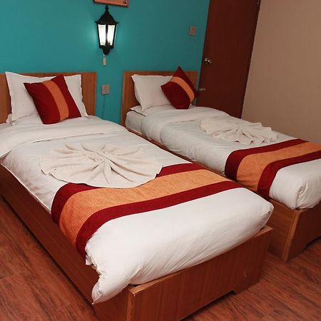 Shree Tibet Family Guest House Катманду Экстерьер фото