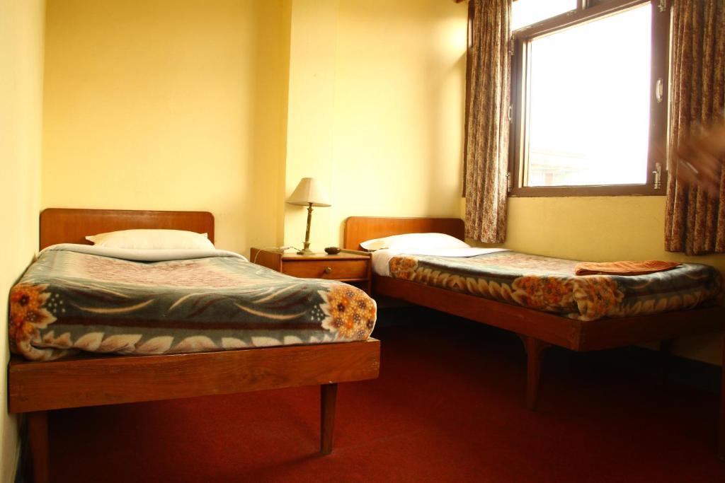 Shree Tibet Family Guest House Катманду Номер фото