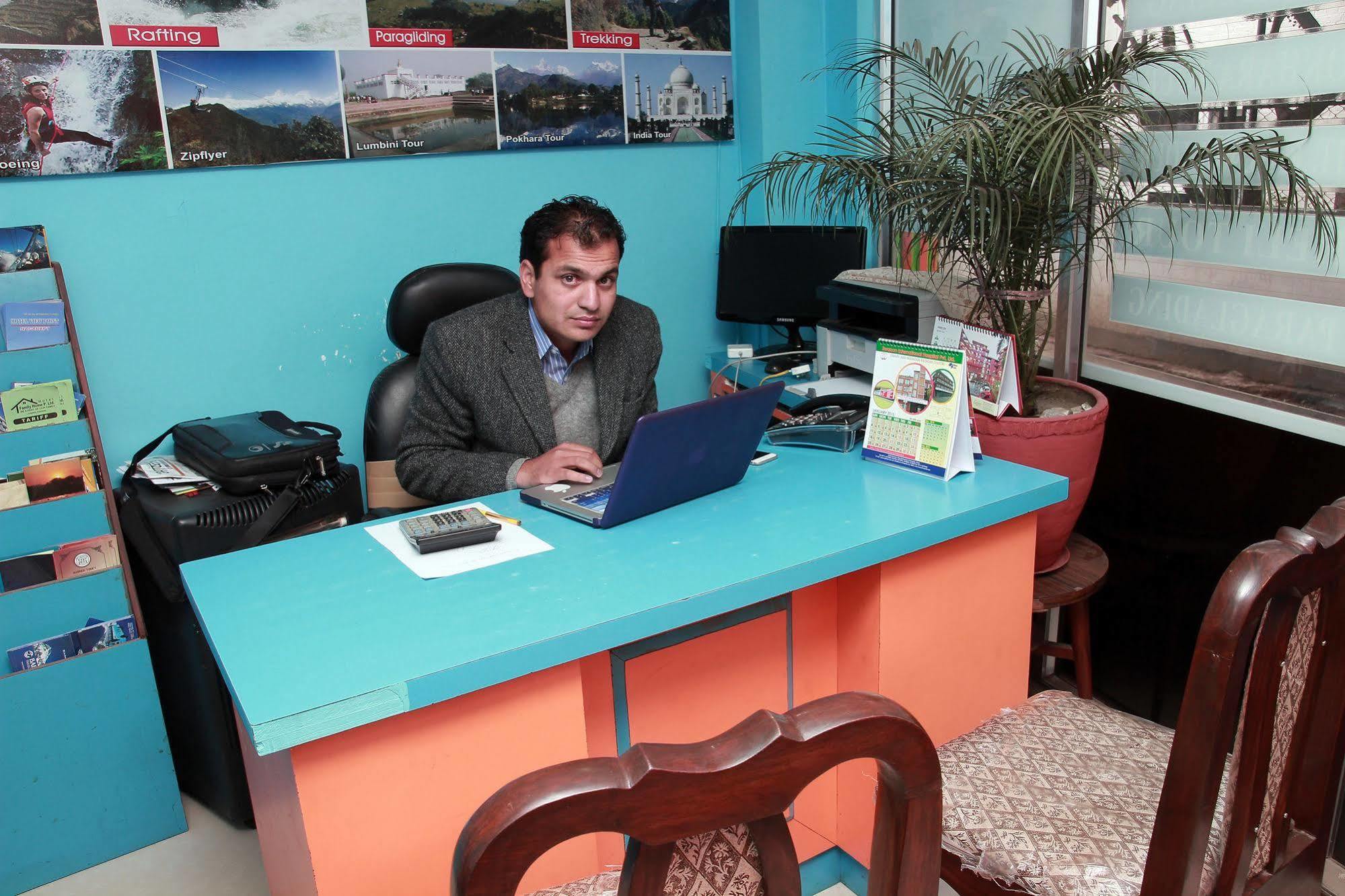 Shree Tibet Family Guest House Катманду Экстерьер фото